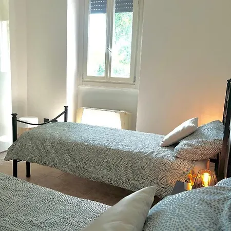 Apartament Casa Polly 2 - Ampio E Comodo A Voghera